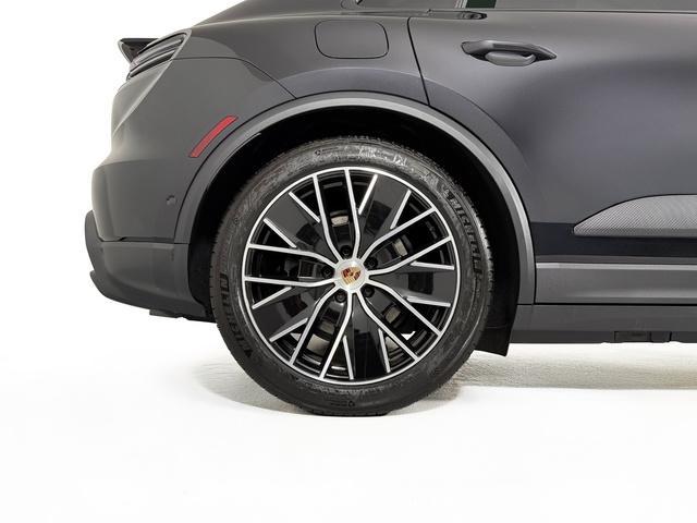 new 2025 Porsche Macan car, priced at $88,455