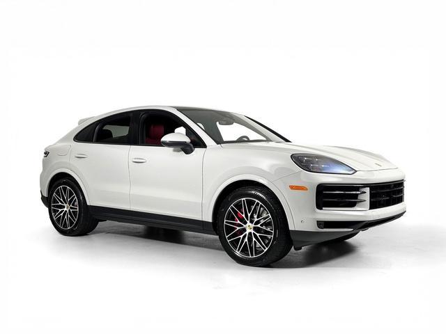 new 2025 Porsche Cayenne car, priced at $121,135