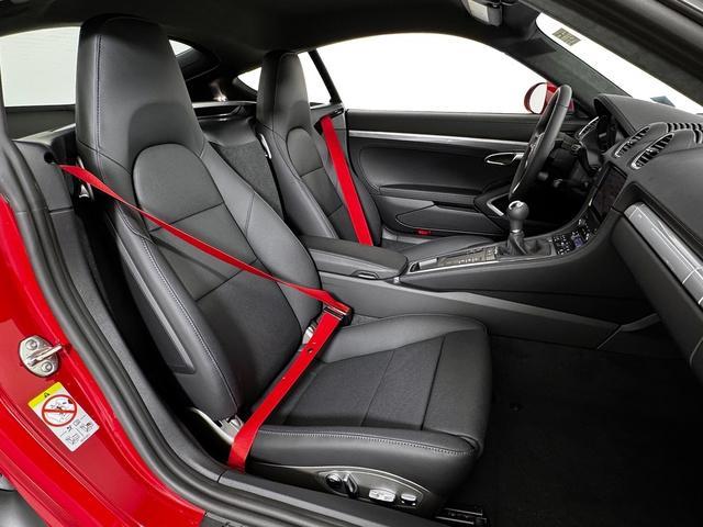 new 2025 Porsche 718 Cayman car, priced at $115,905