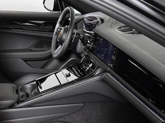 new 2025 Porsche Panamera car, priced at $136,895