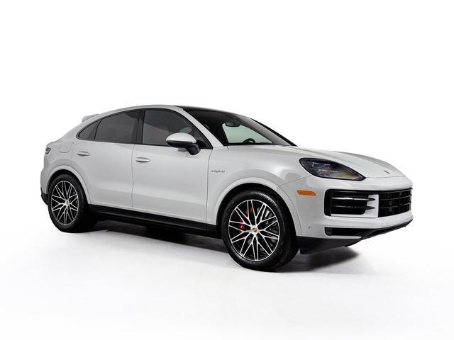 new 2025 Porsche Cayenne car, priced at $128,505