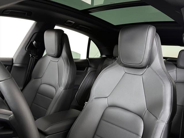 used 2025 Porsche Macan car