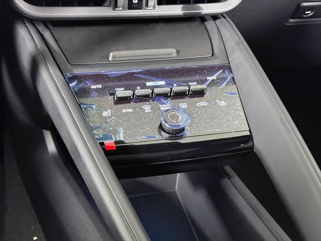 used 2025 Porsche Macan car