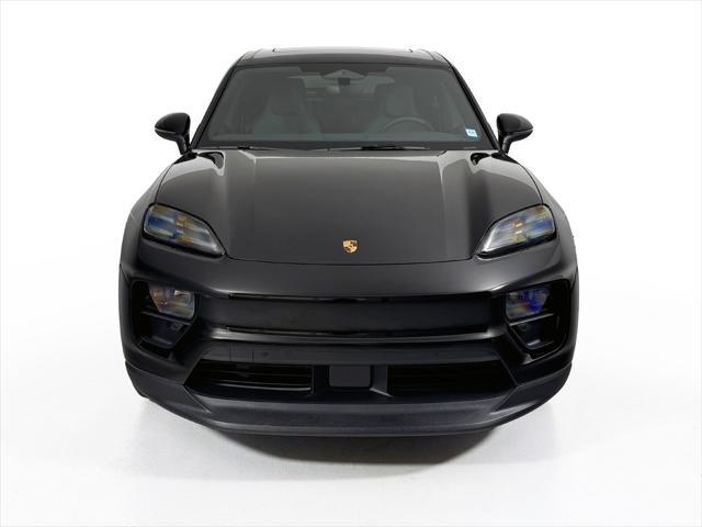 used 2025 Porsche Macan car