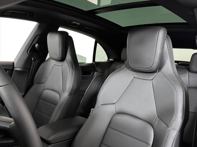 used 2025 Porsche Macan car
