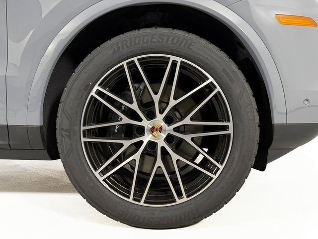 new 2026 Porsche Cayenne car, priced at $104,820