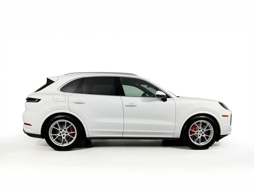 new 2025 Porsche Cayenne car, priced at $118,900