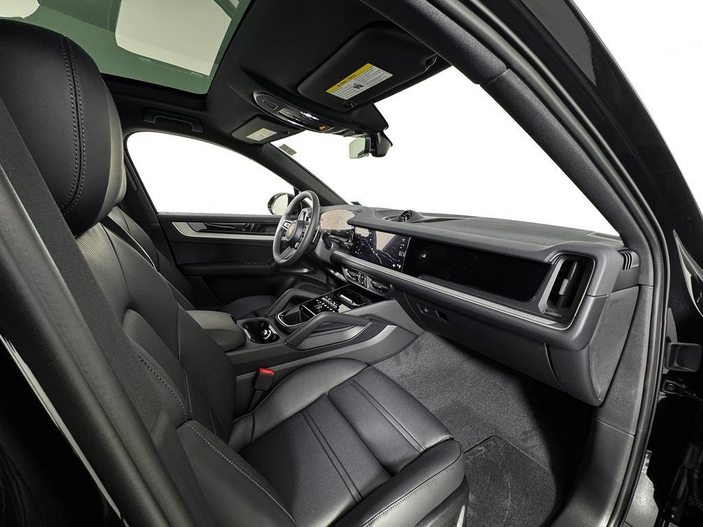 new 2025 Porsche Cayenne car, priced at $121,065