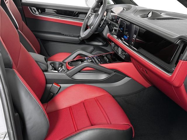 new 2025 Porsche Cayenne car, priced at $171,995