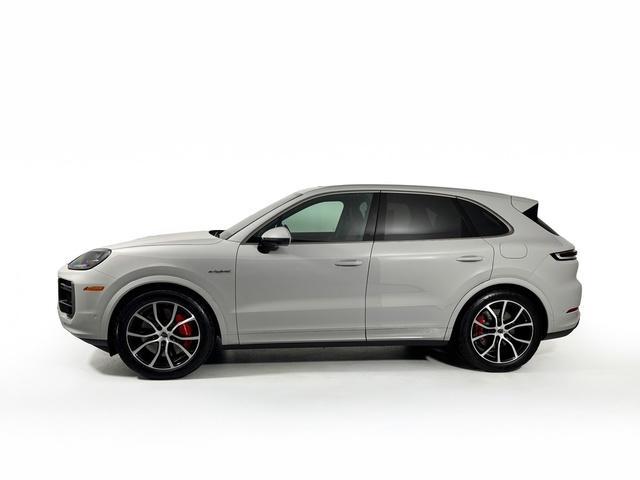 new 2025 Porsche Cayenne car, priced at $171,995