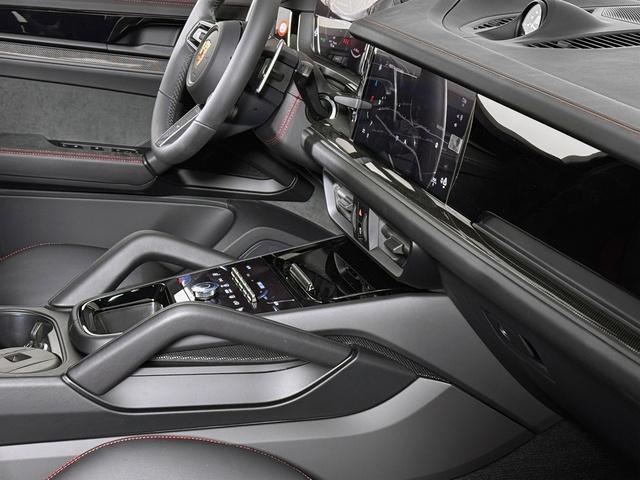 new 2025 Porsche Cayenne car, priced at $143,535