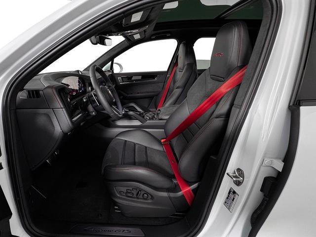 new 2025 Porsche Cayenne car, priced at $143,535