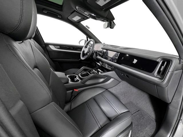 new 2025 Porsche Cayenne car, priced at $106,945