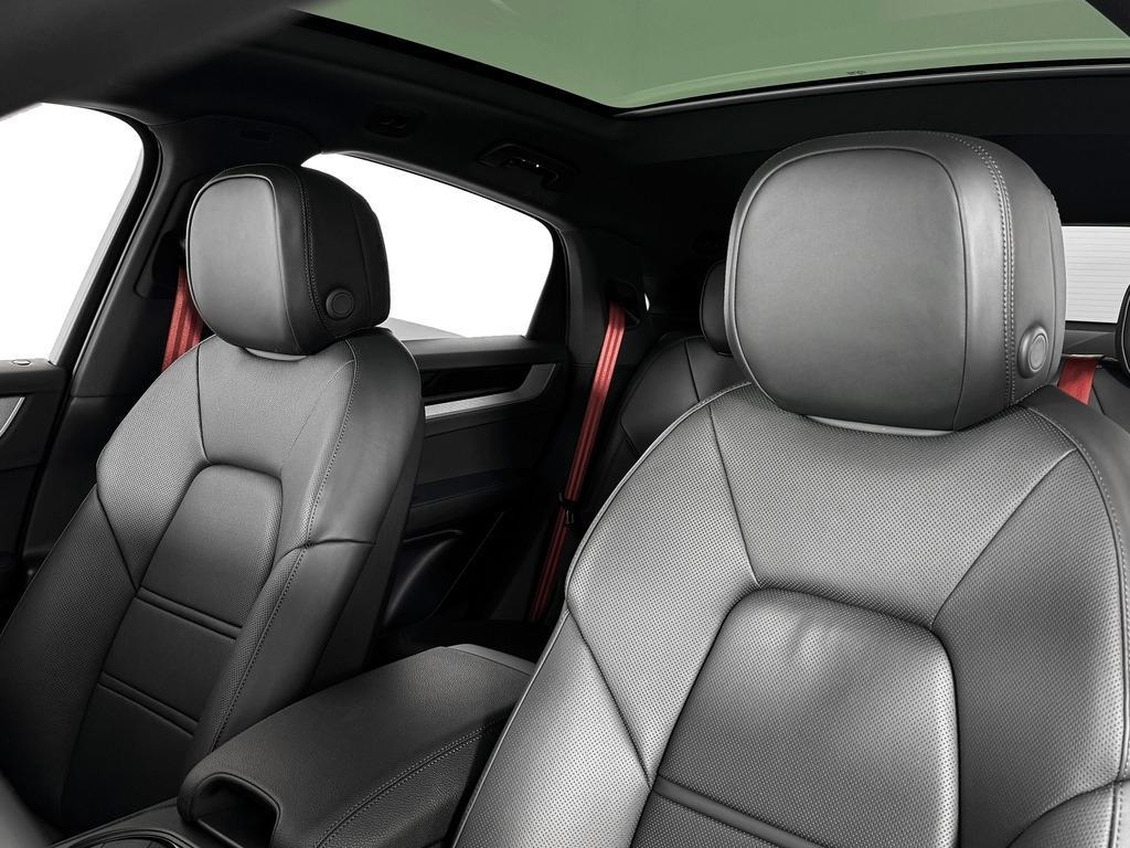new 2025 Porsche Cayenne car, priced at $103,015