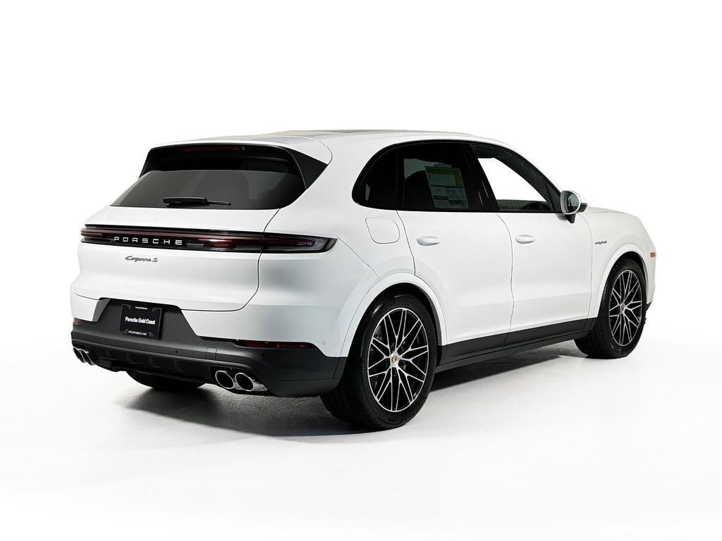 new 2025 Porsche Cayenne car, priced at $110,265