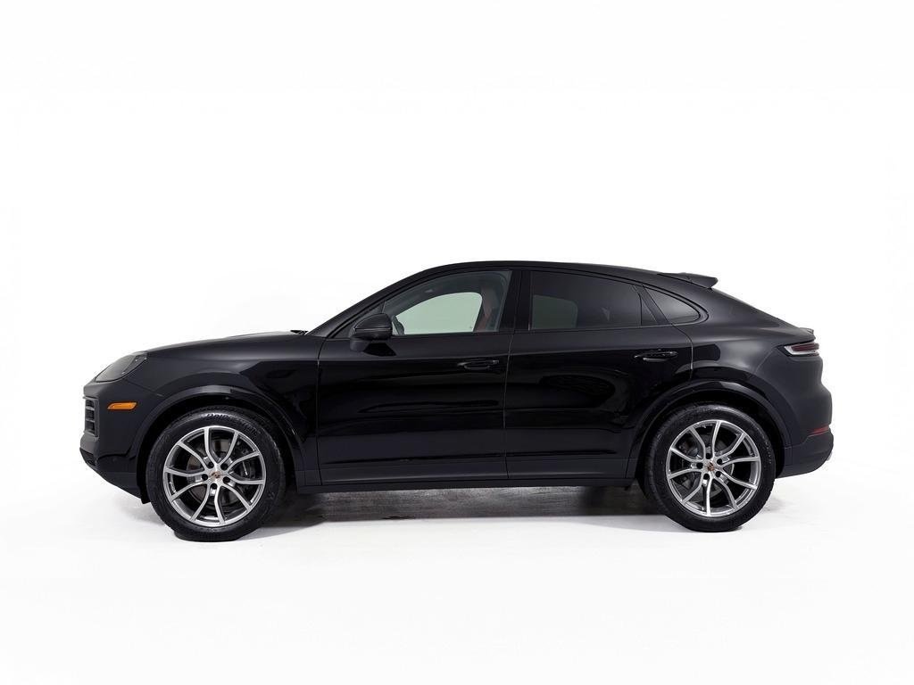 new 2025 Porsche Cayenne car, priced at $104,085