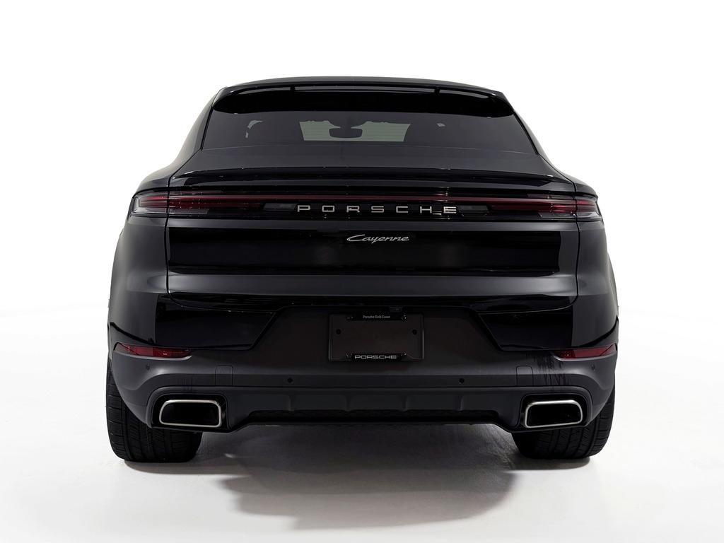 new 2025 Porsche Cayenne car, priced at $104,085