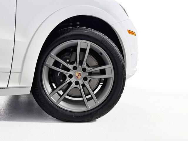 new 2025 Porsche Cayenne car, priced at $107,065