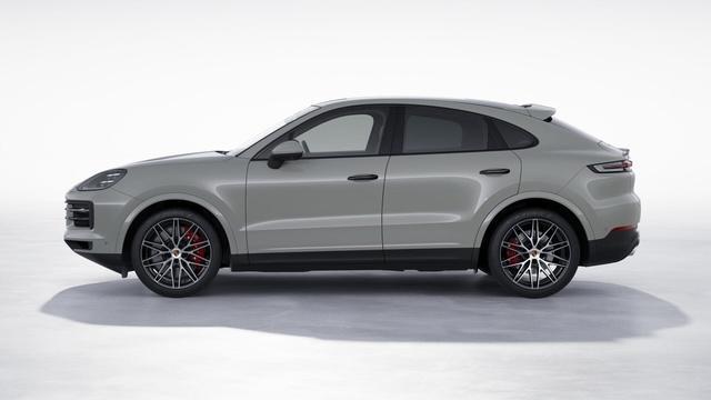 new 2025 Porsche Cayenne car, priced at $126,775