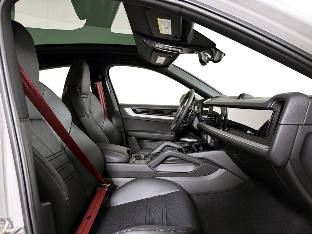 new 2025 Porsche Cayenne car, priced at $99,665