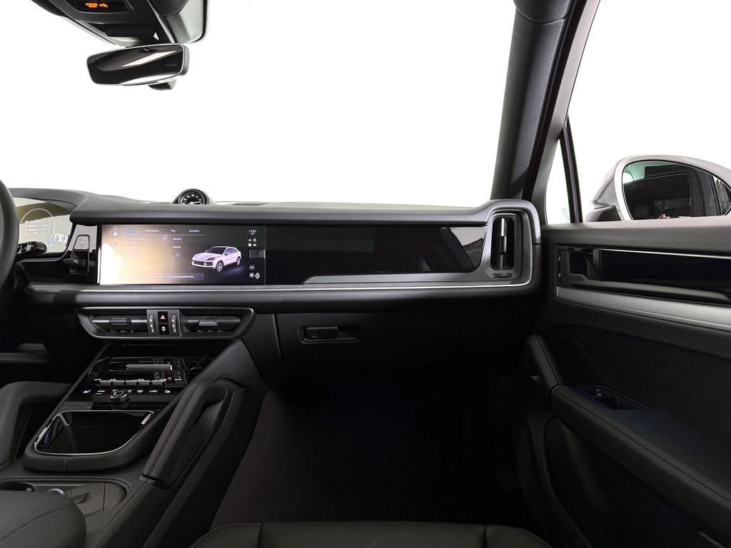new 2025 Porsche Cayenne car, priced at $99,665