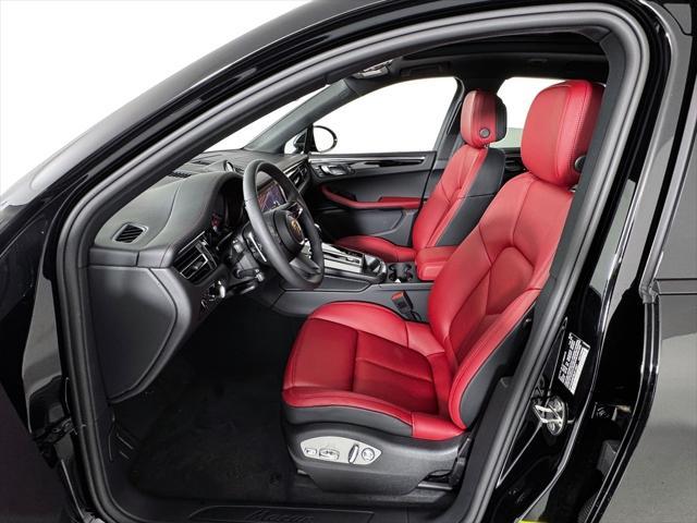 used 2025 Porsche Macan car