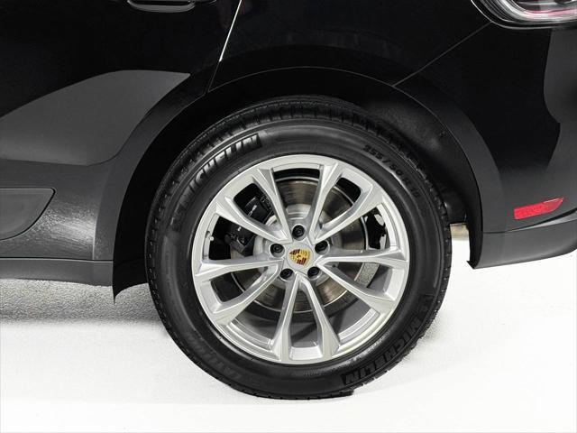 used 2025 Porsche Macan car