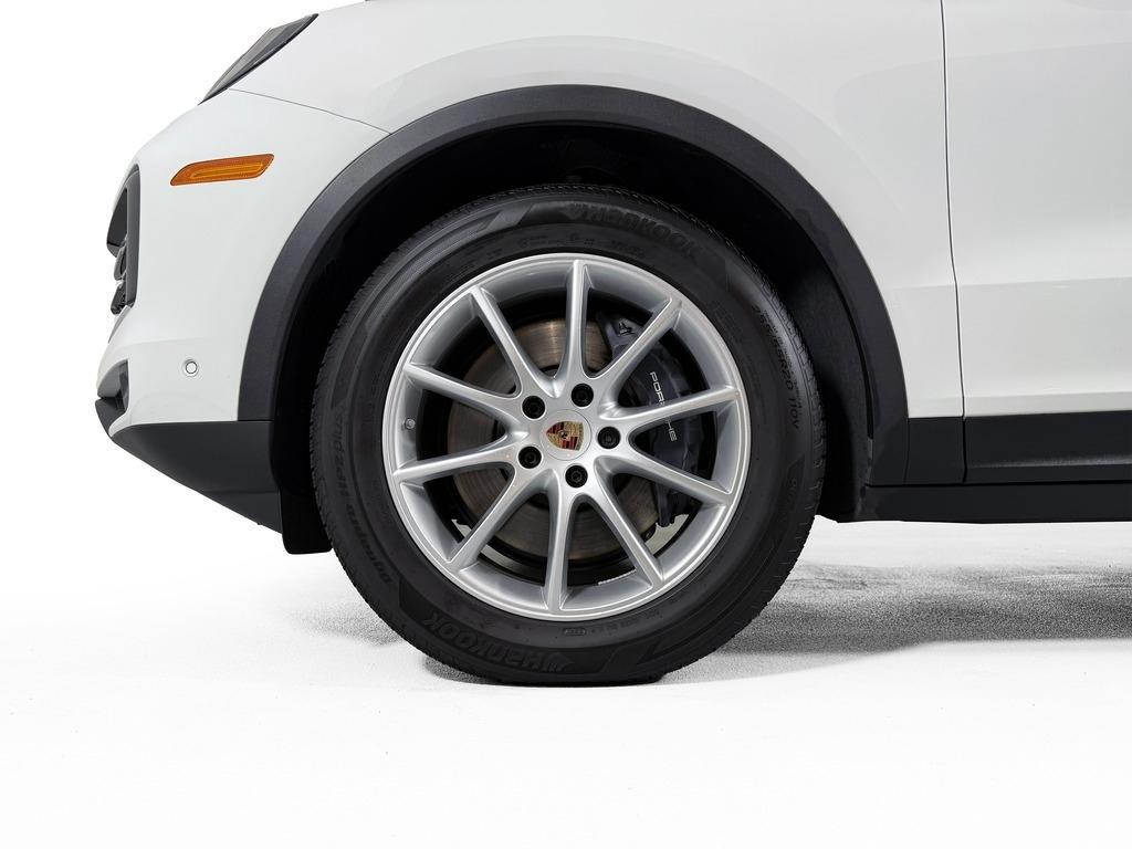used 2025 Porsche Cayenne car, priced at $82,895