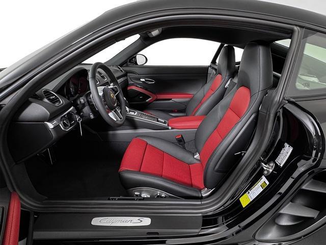 new 2025 Porsche 718 Cayman car, priced at $104,125