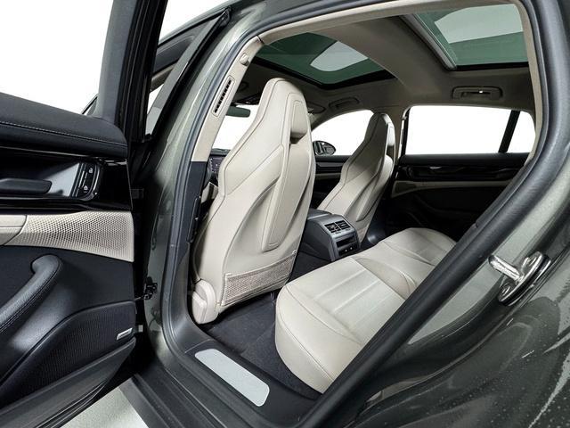 new 2025 Porsche Panamera car, priced at $126,925