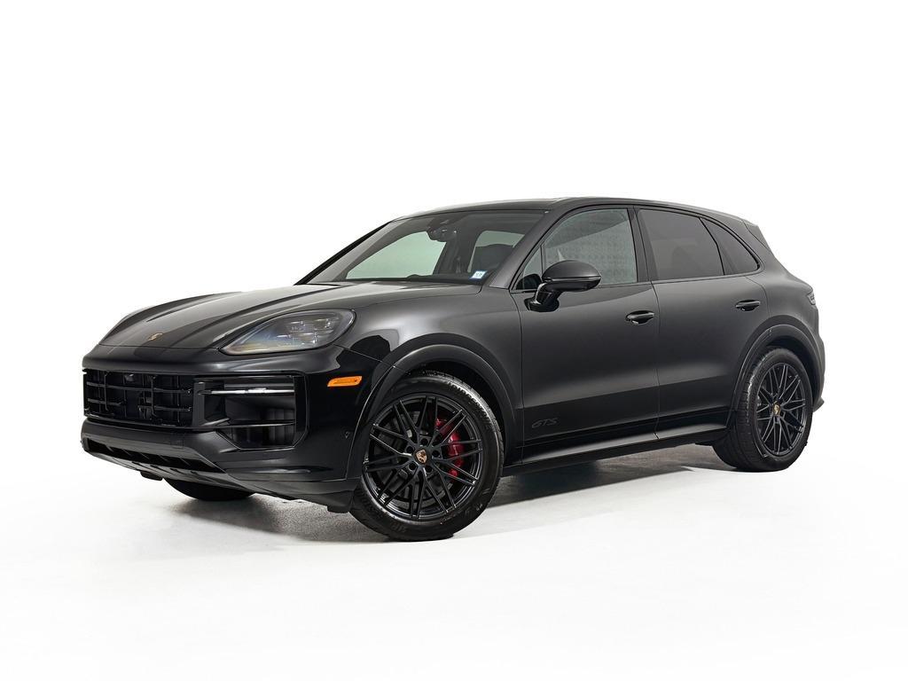 new 2025 Porsche Cayenne car, priced at $136,445