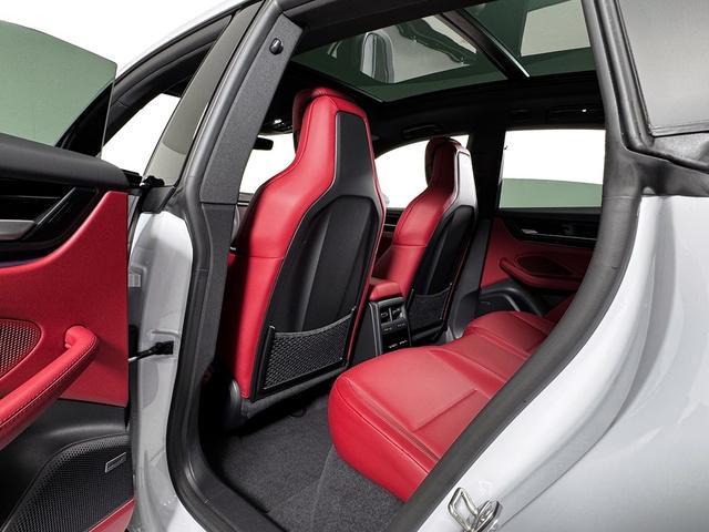 new 2025 Porsche Macan car, priced at $93,475