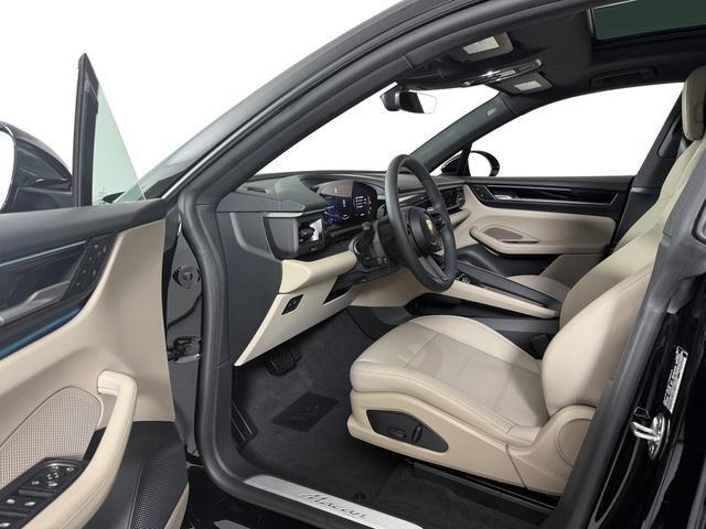 new 2025 Porsche Macan car, priced at $80,425