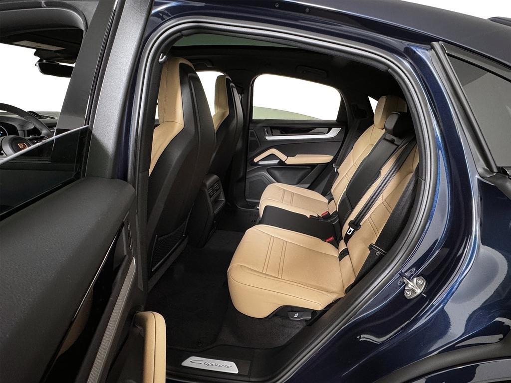 new 2025 Porsche Cayenne car, priced at $98,655