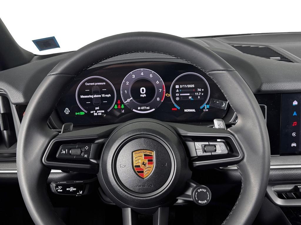 new 2025 Porsche Cayenne car, priced at $92,685