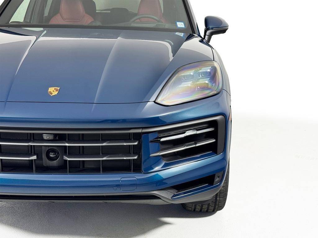 new 2025 Porsche Cayenne car, priced at $106,425