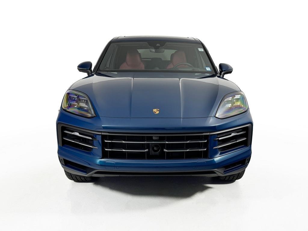 new 2025 Porsche Cayenne car, priced at $106,425