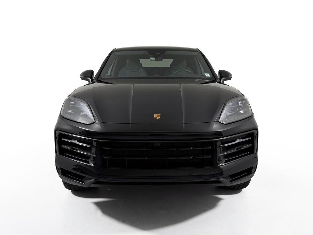 new 2025 Porsche Cayenne car, priced at $95,705