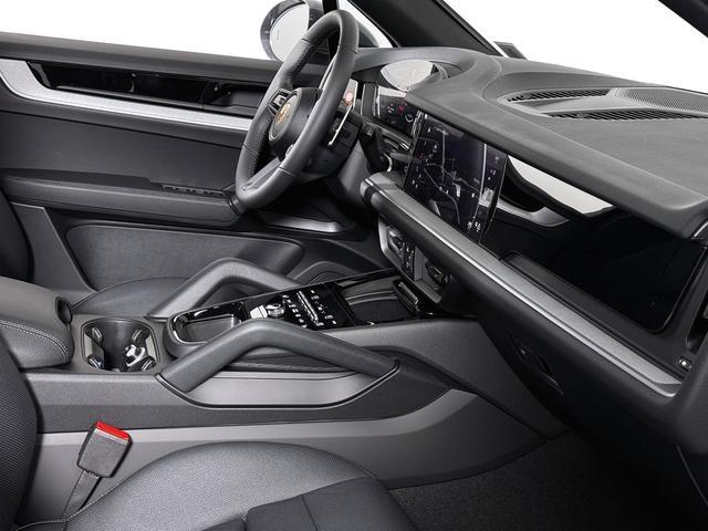 new 2025 Porsche Cayenne car, priced at $100,305