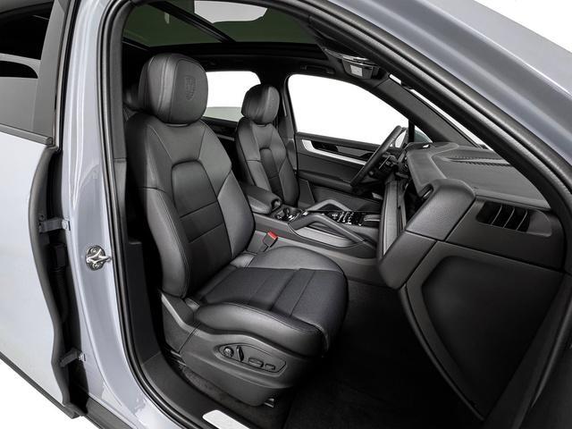 new 2025 Porsche Cayenne car, priced at $100,305