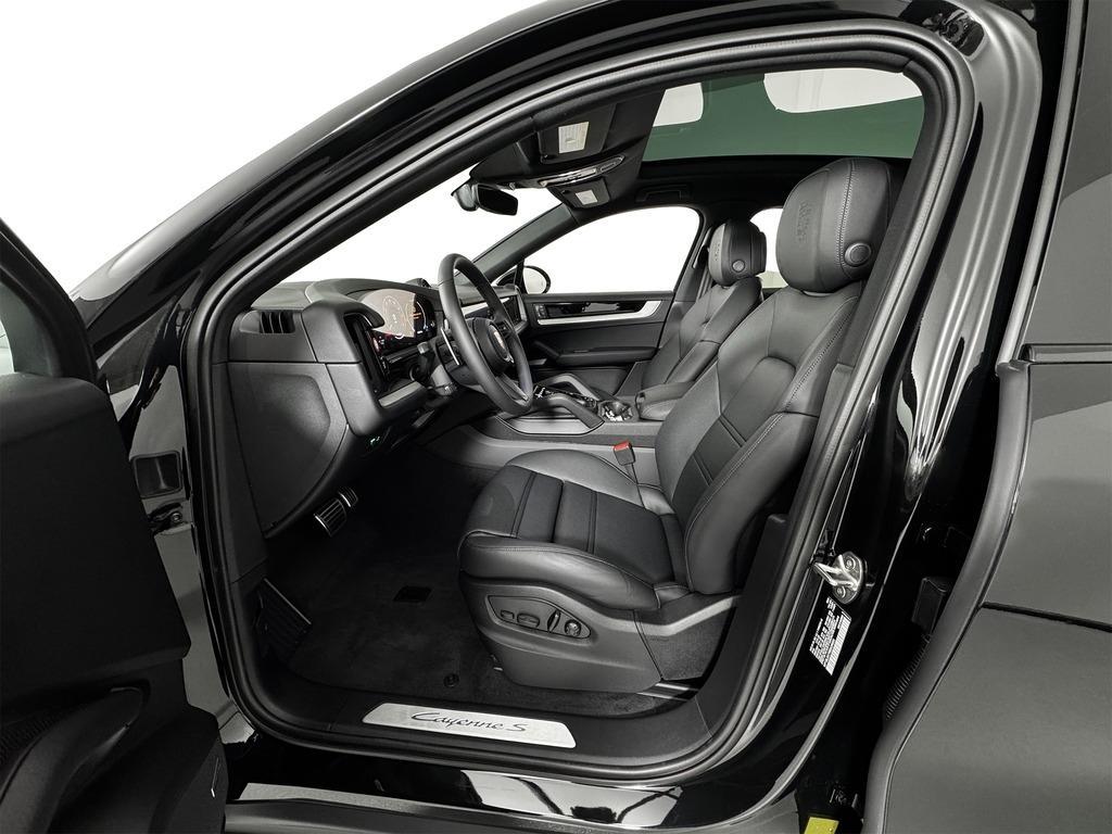 new 2026 Porsche Cayenne car, priced at $119,390