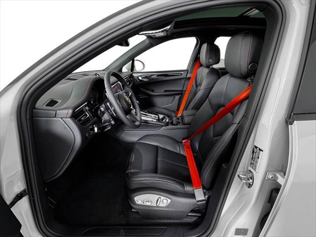 used 2025 Porsche Macan car