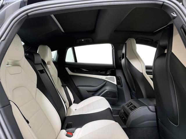 new 2025 Porsche Panamera car, priced at $128,805