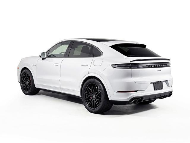 new 2025 Porsche Cayenne car, priced at $174,625