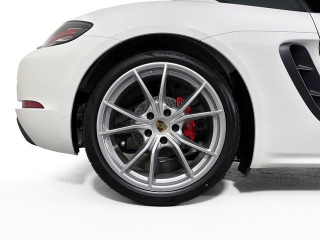 new 2025 Porsche 718 Cayman car, priced at $94,695