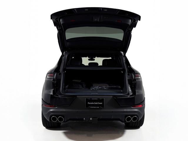 new 2025 Porsche Cayenne car, priced at $126,565