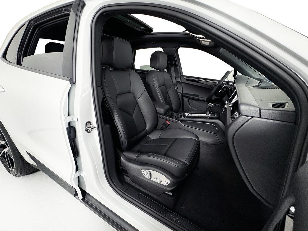 new 2025 Porsche Macan car, priced at $80,585