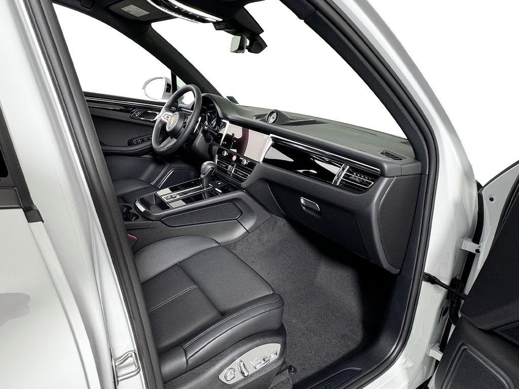 new 2025 Porsche Macan car, priced at $80,585