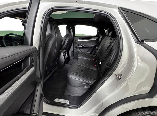 new 2025 Porsche Cayenne car, priced at $97,805