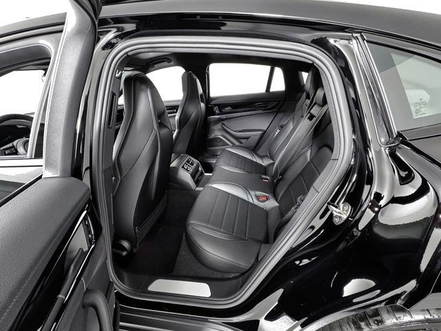 new 2025 Porsche Panamera car, priced at $118,555